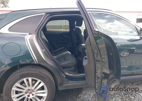 2017 Jaguar F-Pace 35T Prestige from USA, damaged, VIN SADCK2BV8HA882783